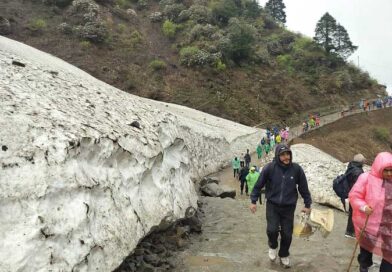 तीन घंटे रुकी केदारनाथ यात्रा