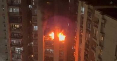 फरीदाबाद में शॉर्ट सर्किट से अपार्टमेंट में लगी भीषण आग, दमकल विभाग ने पाया काबू