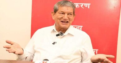 Harish Rawat की चुनौती—सरकार के हर फैसले पर बहस को तैयार Harish Rawat की चुनौती—सरकार के हर फैसले पर बहस को तैयार
