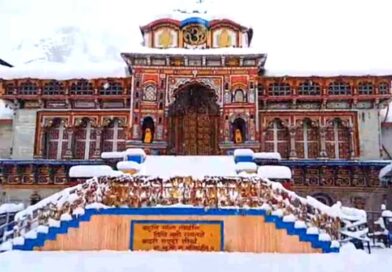 बदरीनाथ में 2 फीट बर्फ, 25 मार्च तक अलर्ट