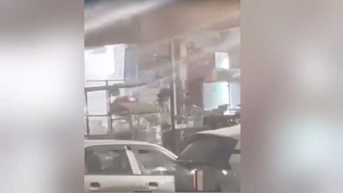 विकासनगर में ‘थूककर रोटी बनाने’ का वायरल वीडियो निकला फर्जी, पुलिस ने दी सख्त चेतावनी विकासनगर में ‘थूककर रोटी बनाने’ का वायरल वीडियो निकला फर्जी, पुलिस ने दी सख्त चेतावनी