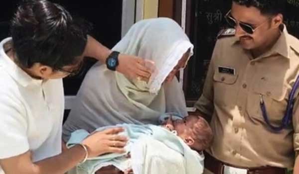 भीख के लालच में सात माह के मासूम का अपहरण, चार दिन बाद पुलिस ने सकुशल बरामद किया