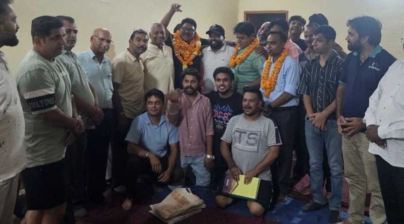 सुभाष बनखंडी श्री रामलीला कमेटी के चुनाव संपन्न, अशोक थापा बने अध्यक्ष सुभाष बनखंडी श्री रामलीला कमेटी के चुनाव संपन्न, अशोक थापा बने अध्यक्ष