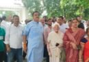 रुद्रपुर की बैठक में हंगामा, कमिश्नर के सामने विधायक और पूर्व विधायक आमने-सामने